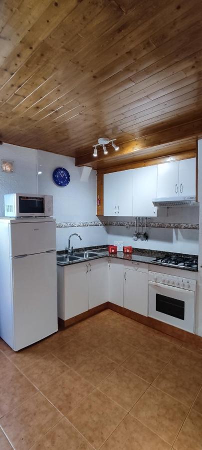 Apartamentos loli Berga Bagian luar foto