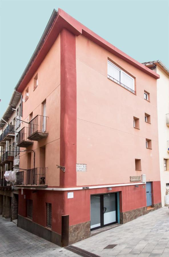 Apartamentos loli Berga Bagian luar foto